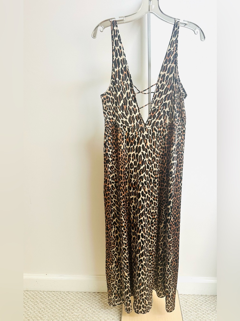 Vintage 1970s Leopard Print Deel V-Neck  Slip Dress